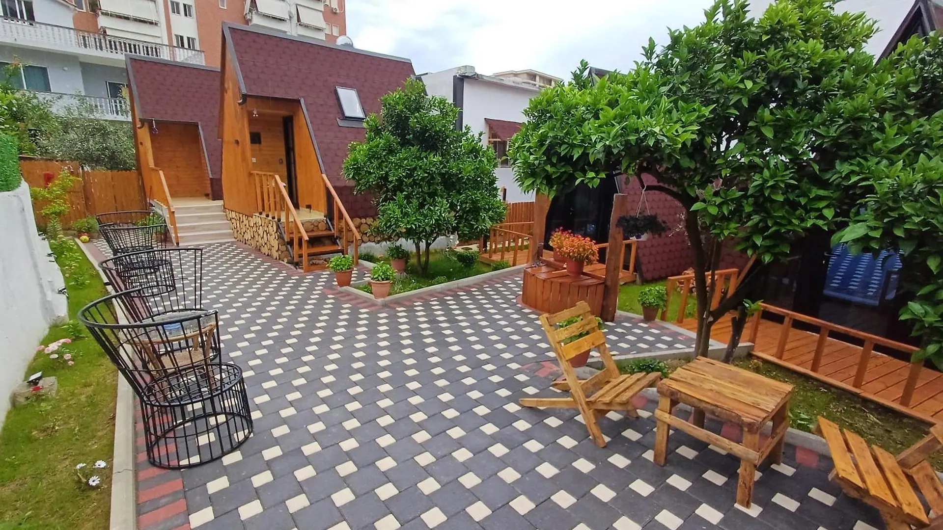 Guest House Adilaj Berat 0*,  Albania